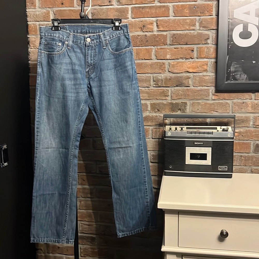 Levi’s 514 jeans
